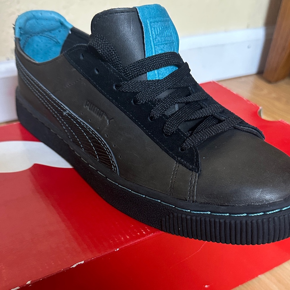 Puma Men's Black and Teal Sneakers 8.5M